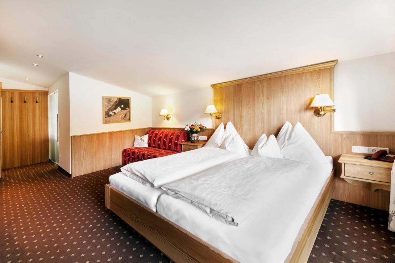 Landhotel Foehrenhof Ellmau Bagian luar foto
